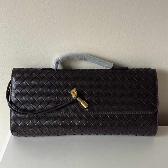 Elegant Woven Clutch with Gold Accent